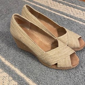 White mountain espadrilles